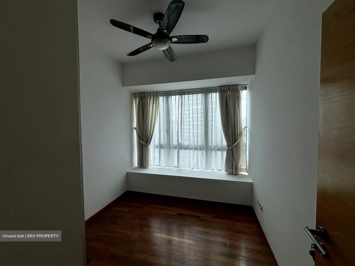 Pavilion 11 (D11), Condominium #562924611
